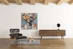 Vrouw met Bloemen – Ontwerp 2 – Canvas Wandkunst in Vierkante Uitvoering