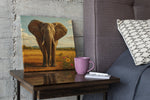Olifant in de Savanne – Vierkante Canvas Wanddecoratie – Canvas Wandkunst in Vierkante Uitvoering