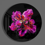 Magenta abstracte bloei – Rond Glasschilderij