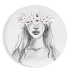 Schets van een vrouw met bloemenkroon – Rond Glasschilderij