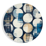 Collage van verweerde blauwe stippen – Rond Glasschilderij