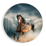 Galopperend bruin paard – Rond Glasschilderij