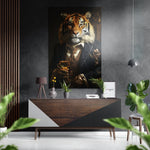 Smoking tijger met Gouden kelk – Dibond Schilderij