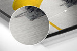 Gele Tape over de Lippen