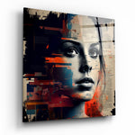 Vierkant Glasschilderij Newsprint Collage blauw ogige vrouw Glasschilderij