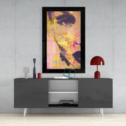 Abstracte Vrouw in Goud en Roze – Glasschilderij