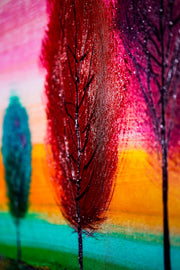 Bos chromatique rayonnant – Peinture en relief 3D avec arbres colorés