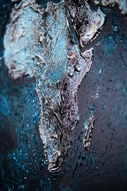 Sapphire Metallic Atlas – 3D Relief Painting with Silver-Colored World Map and Deep Blue Ocean Tones