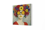 Vrouw met bloemen – Canvas Wandkunst in Vierkante Uitvoering
