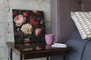 Rozen en Geheimen – Canvas Wanddecoratie in Vierkante Vorm