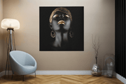 Portret van een vrouw met gouden make-up – Canvas Schilderij als Wanddecoratie