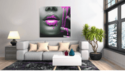 Vrouw met paarse verf – Modern Canvas Schilderij – Vierkant Canvas Schilderij voor de Wand