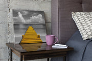 Gele Steiger aan Zee – Modern Canvas Schilderij – Vierkant Canvas Kunstwerk voor het Interieur