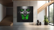 Vrouw Groene Vlinder – Vierkant Canvas Kunstwerk voor het Interieur