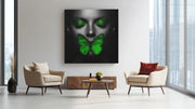 Vrouw Groene Vlinder – Vierkant Canvas Kunstwerk voor het Interieur