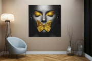 Vrouw Gele Vlinder – Vierkante Canvas Wandkunst