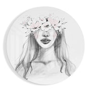 Schets van een vrouw met bloemenkroon – Rond Glasschilderij