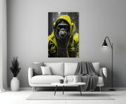 Gele Raincoat Headphone gorilla – Glasschilderij