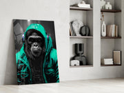 Gele Raincoat Headphone gorilla – Glasschilderij