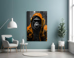 Gele Raincoat Headphone gorilla – Glasschilderij